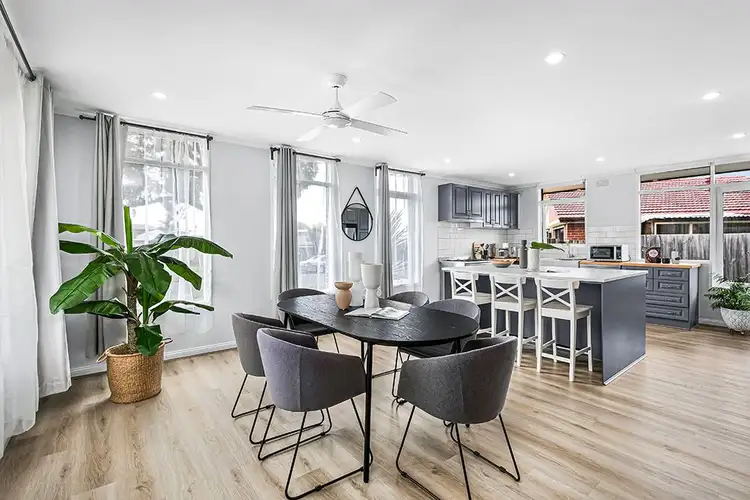 11 Hampden Street, Dallas VIC 3047
