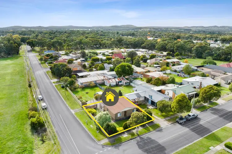 100 Banfield Street, Ararat VIC 3377