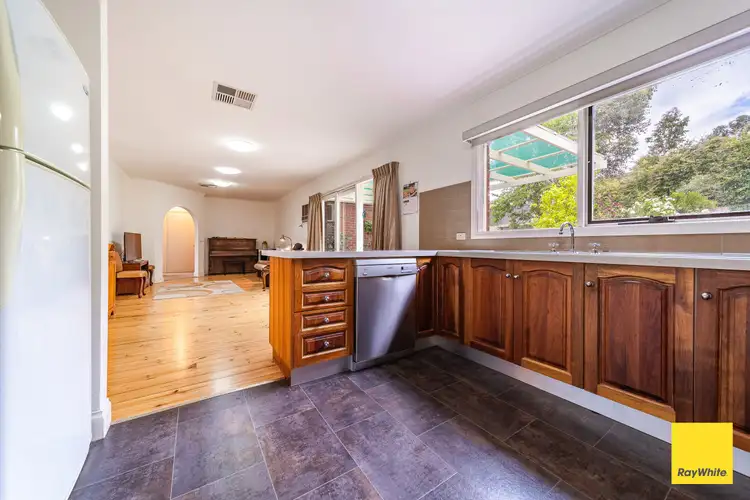 Fifth view of Homely house listing, 9 Hillary Court, Strathdale VIC 3550
