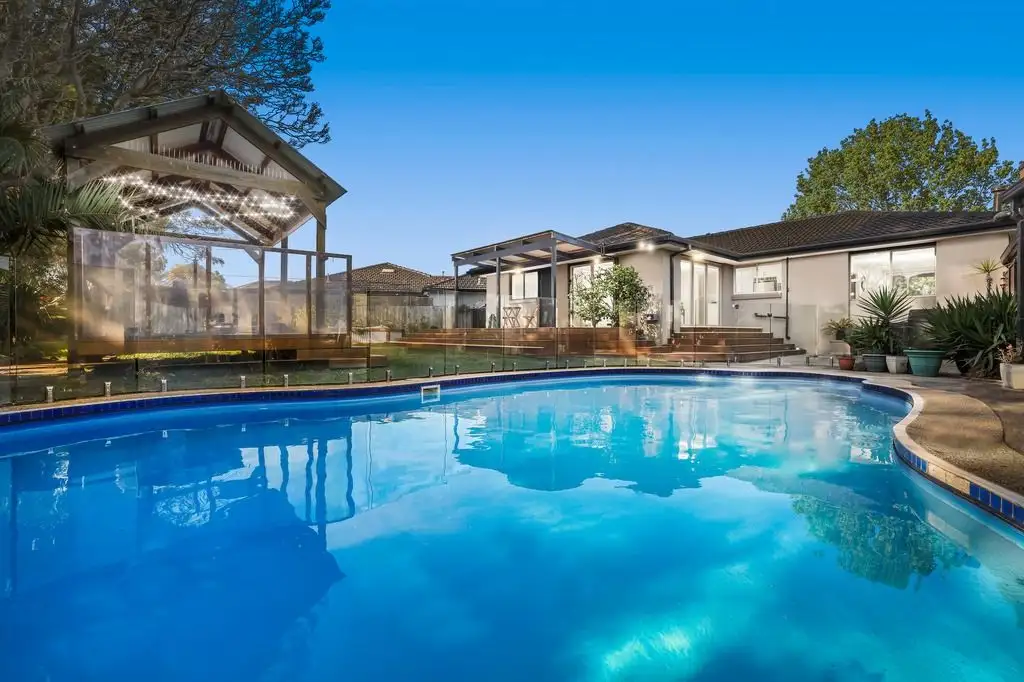 Main view of Homely house listing, 10 Glenmoyne Square, Werribee VIC 3030