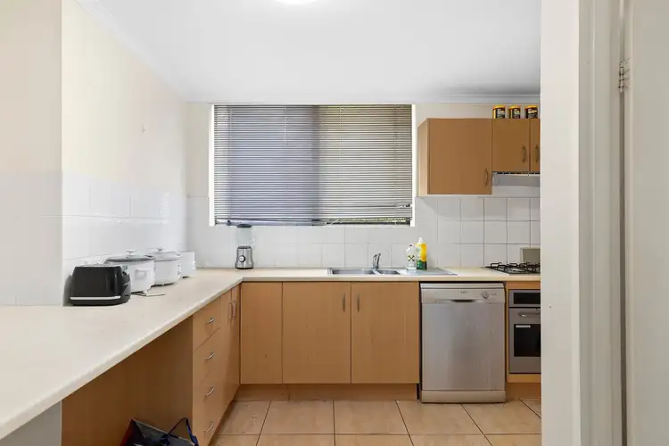 Fourth view of Homely apartment listing, 9/8 Greenmeadow Road, Mansfield QLD 4122