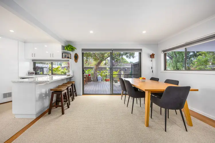 15 Barragowa Drive, Capel Sound VIC 3940