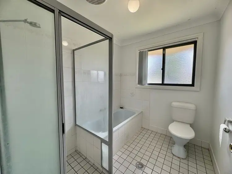 Fifth view of Homely house listing, 2/24 Ebelina Crescent, Parkes NSW 2870