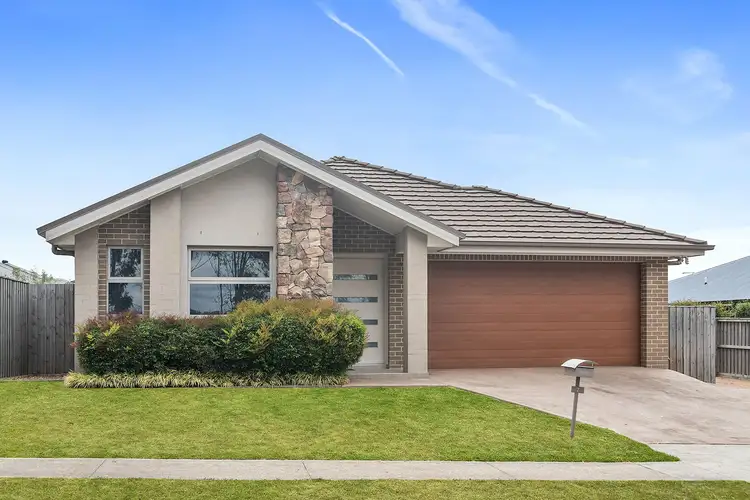 7 Endeavour Circuit, Moss Vale NSW 2577