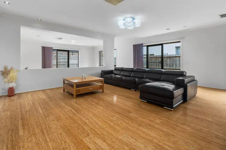 Fifth view of Homely house listing, 14 Monaghan Way, Lalor VIC 3075