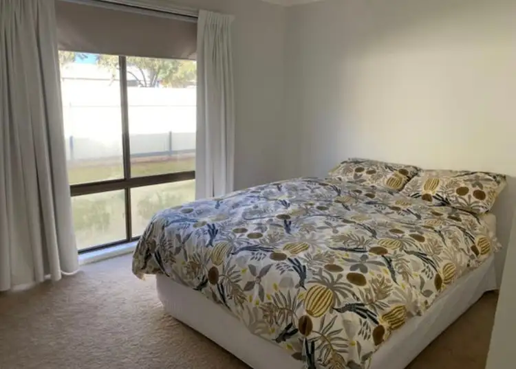 Fifth view of Homely house listing, 3 Riddle Court, Griffith NSW 2680