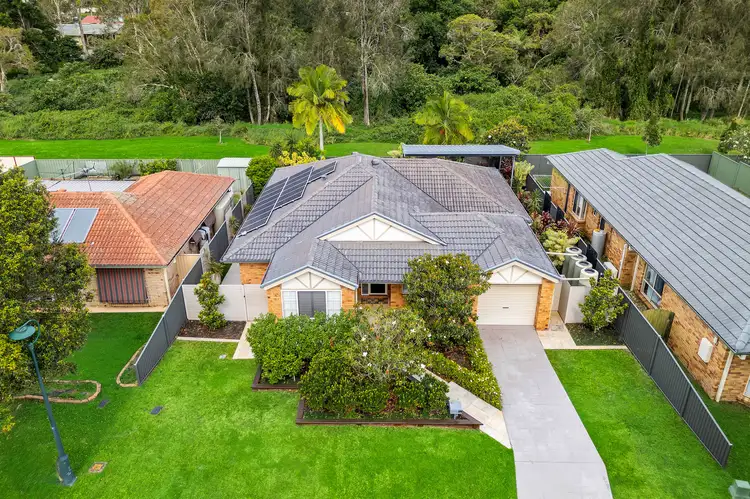 8 Savanna Place