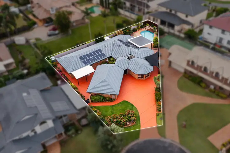 6 Petunia Court, Eight Mile Plains QLD 4113