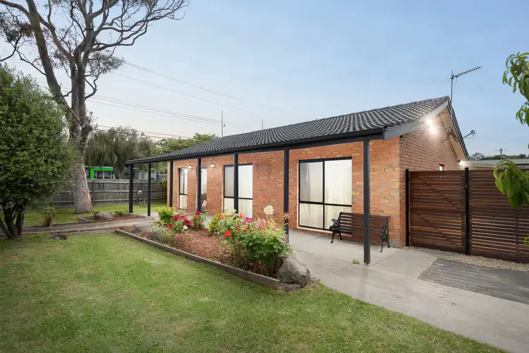 13 Overton Road