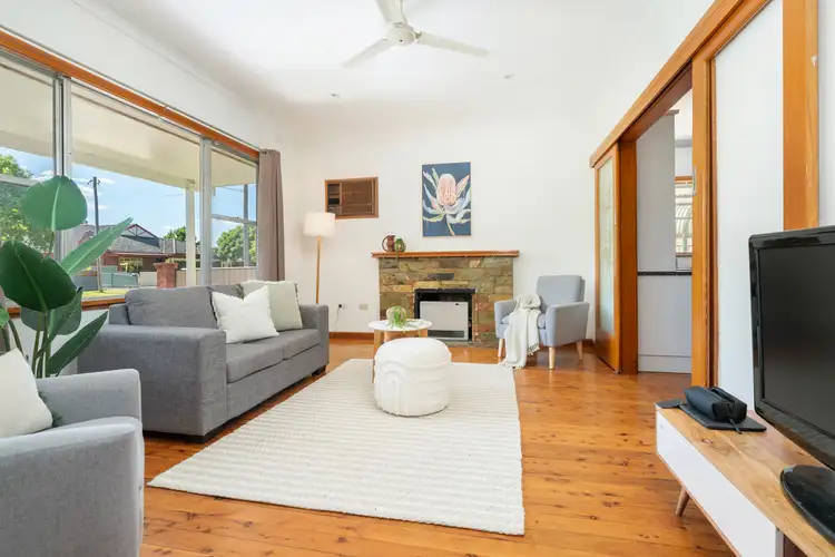 Fifth view of Homely house listing, 1004 Sylvania Avenue, North Albury NSW 2640