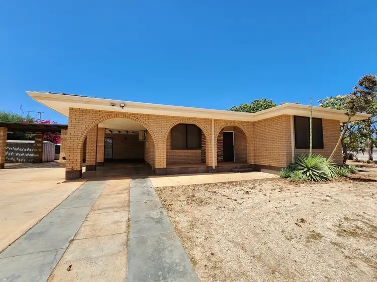 32 Butcher Street, Carnarvon WA 6701