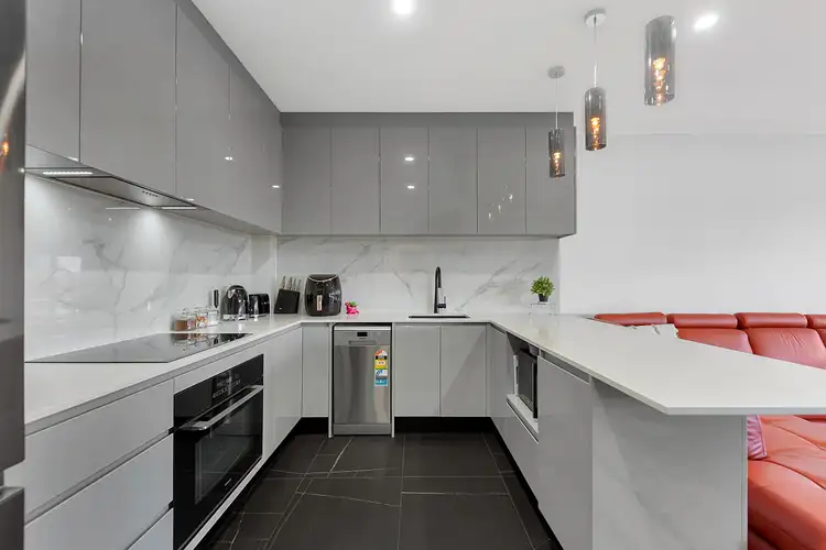 216/6-14 Metro Parade, Mawson Lakes SA 5095