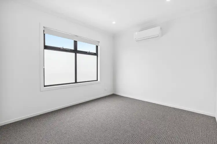 Sixth view of Homely house listing, 53 Curbridge Drive, Donnybrook VIC 3064