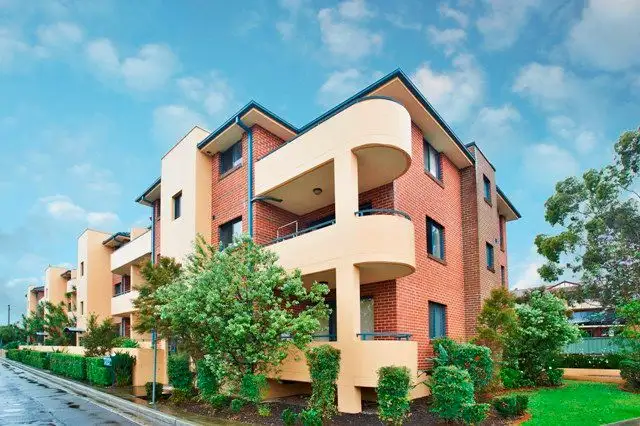 17/27 Station Street West, Parramatta NSW 2150