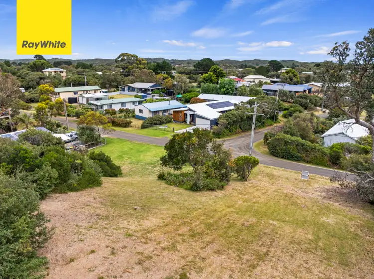 16 Atkinson Avenue, Venus Bay VIC 3956