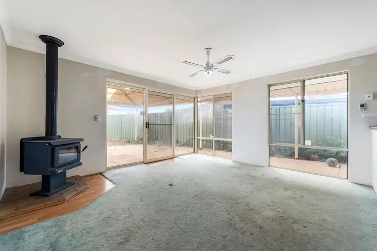 Second view of Homely house listing, 6 Lindus Mews, Warnbro WA 6169