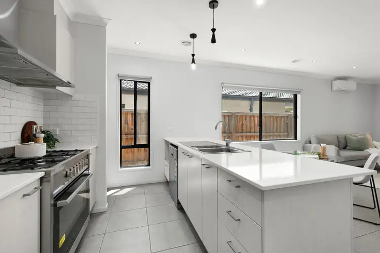 Second view of Homely house listing, 10 Mietta Terrace, Greenvale VIC 3059