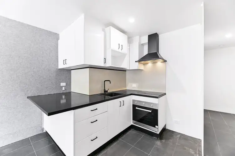 1802-1806 Dandenong Road
