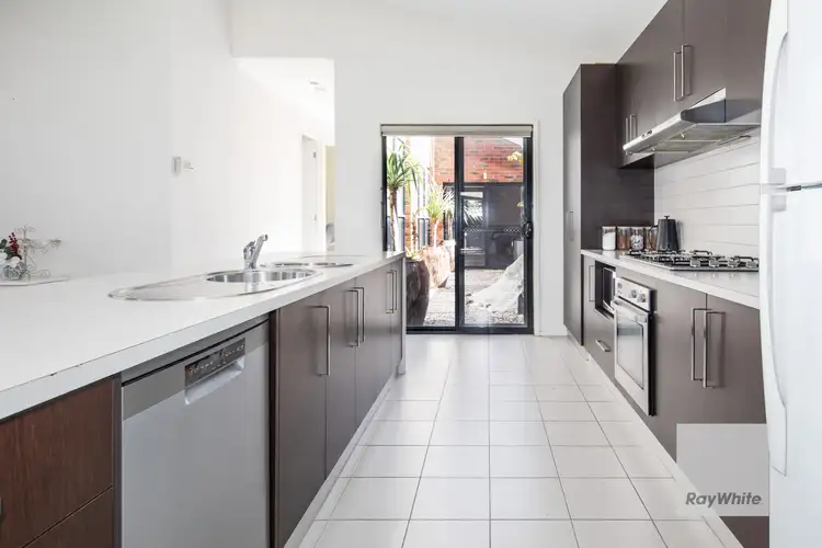 Fourth view of Homely unit listing, 2/18 Jade Way, Hillside VIC 3037