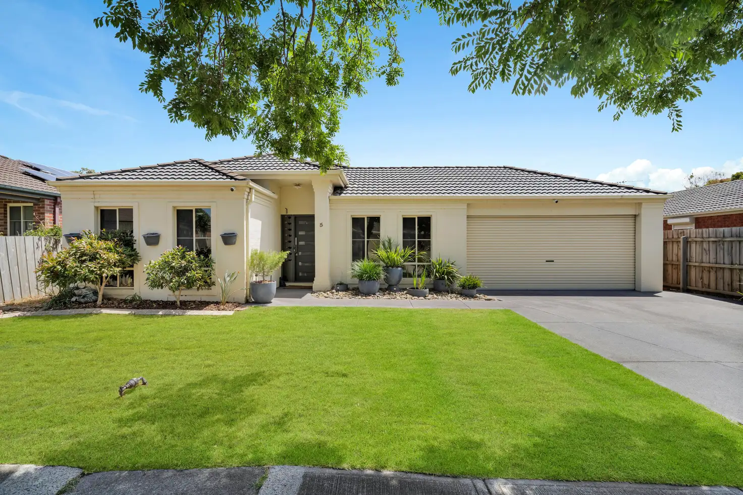 Main view of Homely house listing, 5 Delatite Way, Skye VIC 3977