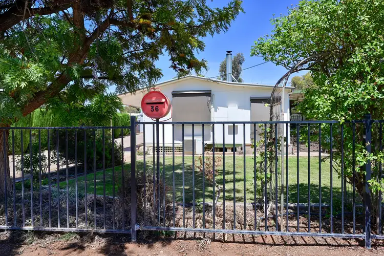 36 Williams Street, Quorn SA 5433
