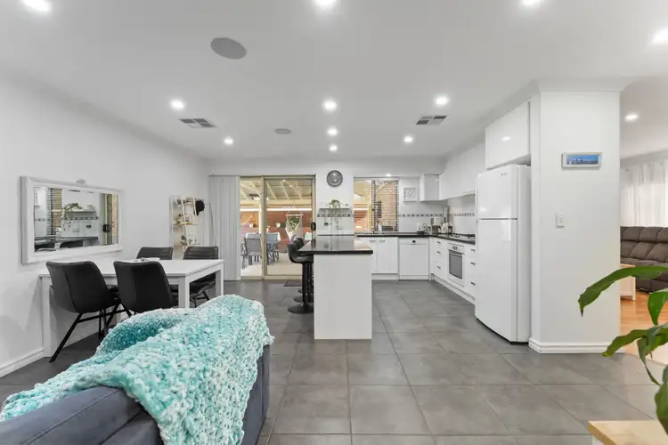 Sixth view of Homely house listing, 8 Dalaroo Court, Cooloongup WA 6168
