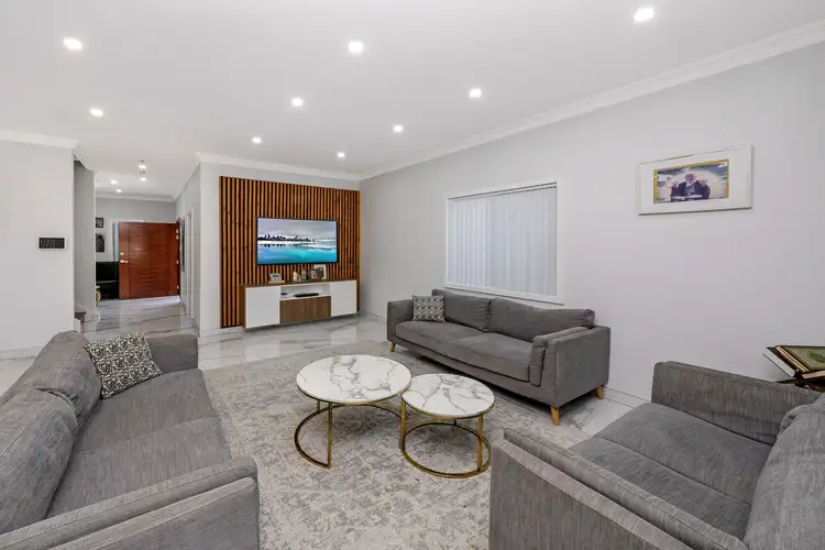 5 Burrows Avenue