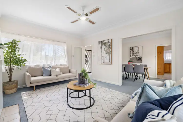 8 Cannes Avenue, Bonbeach VIC 3196