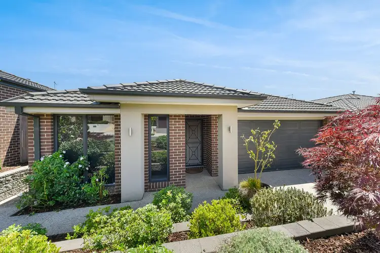 Second view of Homely house listing, 5 Nutmeg Close, Berwick VIC 3806