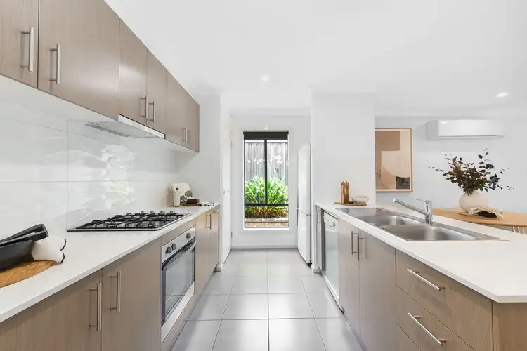 Sixth view of Homely house listing, 5 Nutmeg Close, Berwick VIC 3806