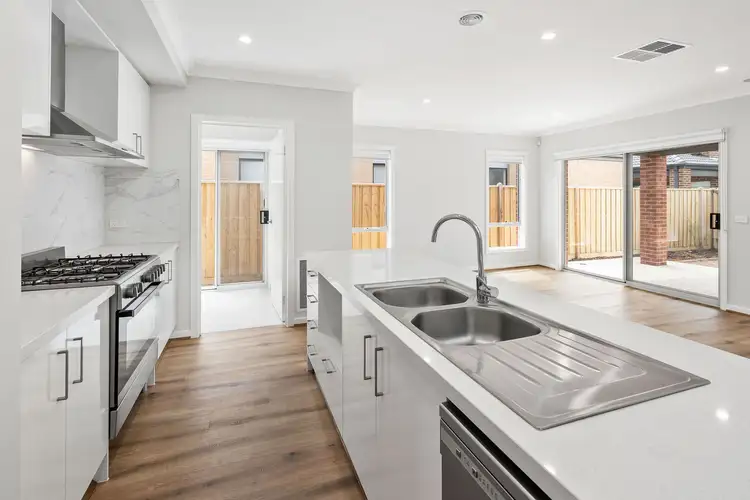 Third view of Homely house listing, 5 Callistemon Circuit, Lara VIC 3212