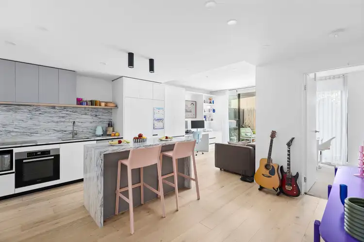 Third view of Homely apartment listing, 5/8 Sturt Street, Essendon VIC 3040