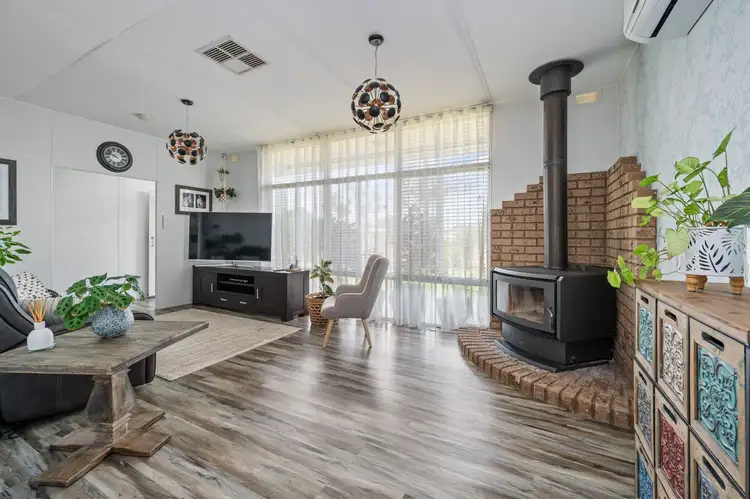 Fifth view of Homely house listing, 8 Oleosa Court, Kambalda West WA 6442
