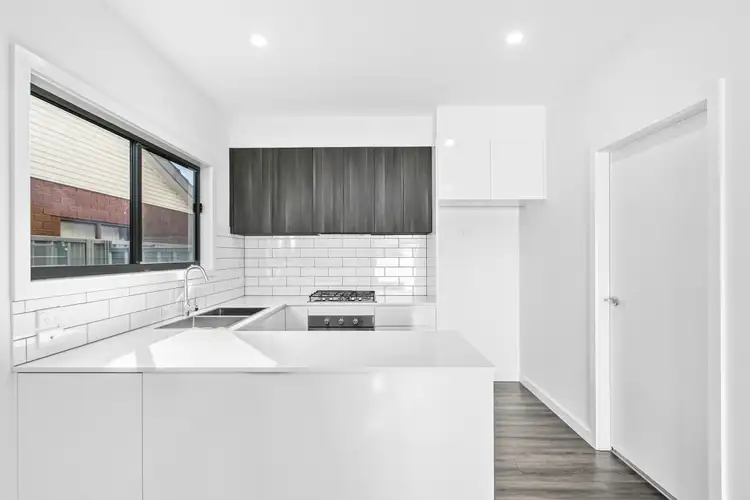 Fifth view of Homely house listing, 8/10 Hopetoun Street, Oak Flats NSW 2529