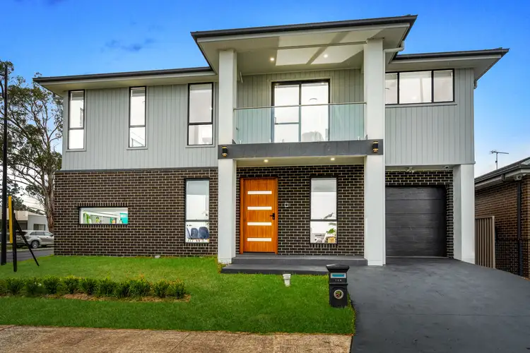 128 McCulloch Street