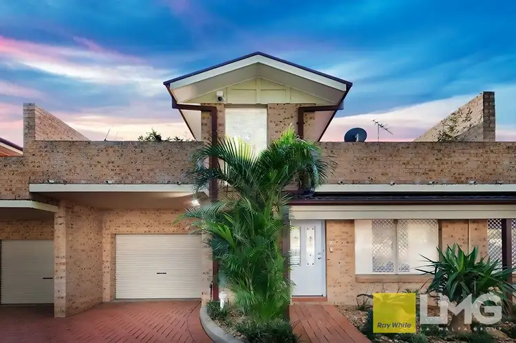 2/65 Regent Street, Regents Park NSW 2143