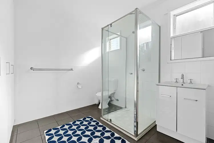 Sixth view of Homely unit listing, 1/9 Elizabeth Street, Highton VIC 3216