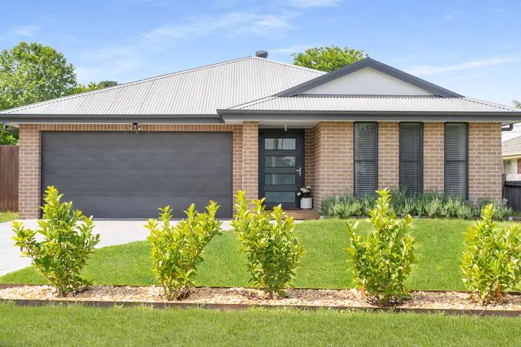 84 Taylor Avenue, New Berrima NSW 2577