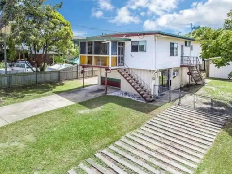 358 Anzac Avenue