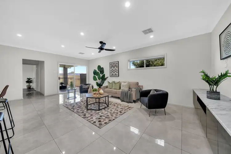 7 Kimberley Avenue, Modbury North SA 5092