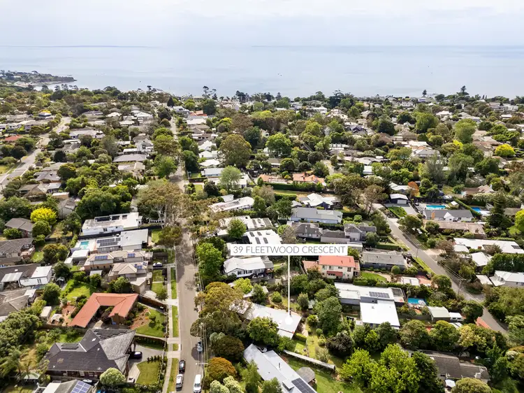 39 Fleetwood Crescent, Frankston South VIC 3199