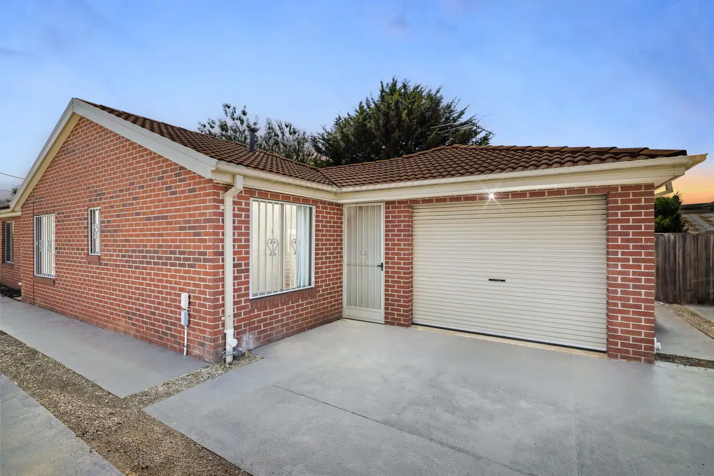 Main view of Homely unit listing, 2/5 Cooper Street, Broadmeadows VIC 3047