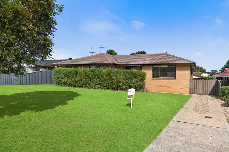 34 Macintyre Crescent, Ruse NSW 2560