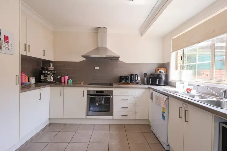 Fifth view of Homely house listing, 25 Alexander Avenue, Roma QLD 4455