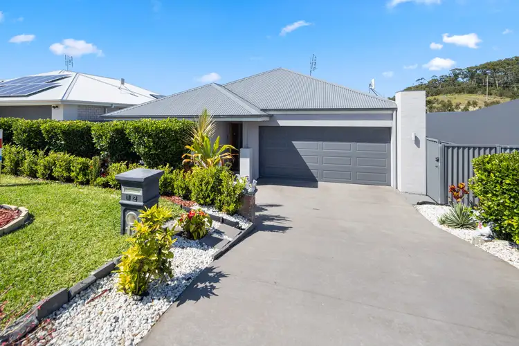 12 Burleigh Crescent, Woolgoolga NSW 2456