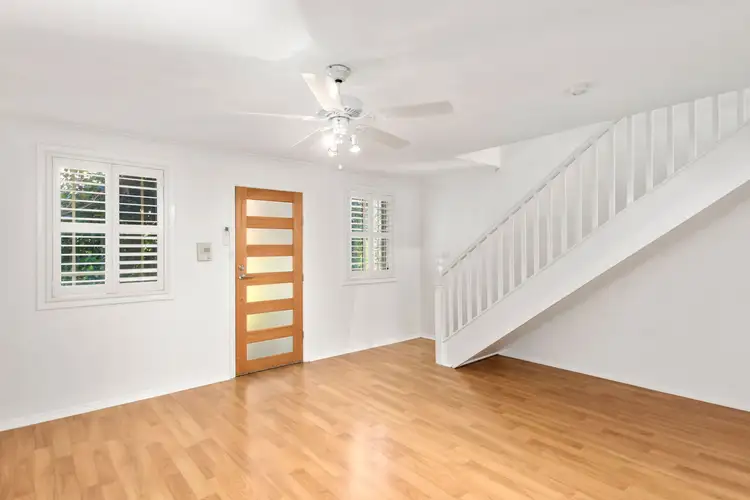 Second view of Homely townhouse listing, 9/116 Avondale Road, Avondale NSW 2530