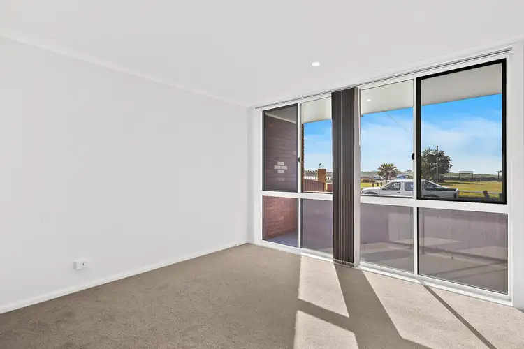 Sixth view of Homely unit listing, 1/33 Reddall Parade, Lake Illawarra NSW 2528