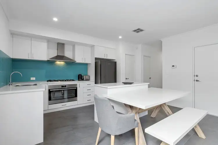 Sixth view of Homely house listing, 2/553 Beach Road, Duncraig WA 6023