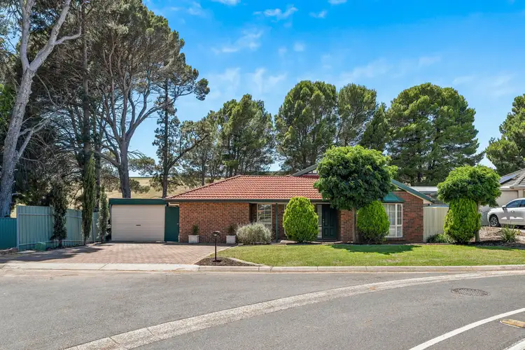 15 Oakford Crescent, Happy Valley SA 5159
