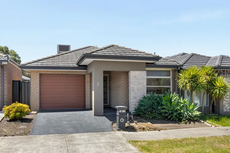 22 Rainham Avenue, Craigieburn VIC 3064